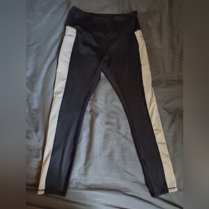 Move Theology Black And Cream Athletic Skinny Leggings/Size Large
